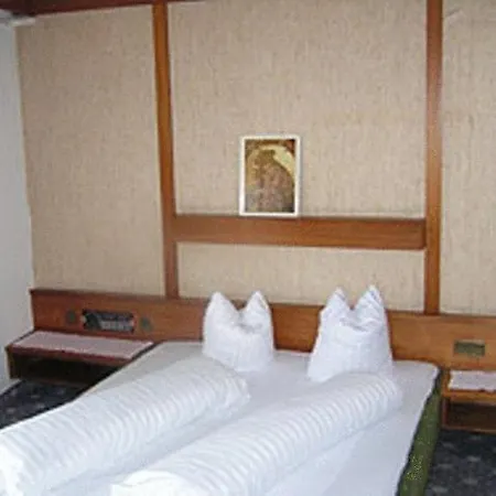 C+m+b 3* Axams