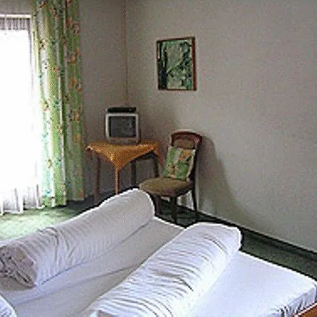 Hotel C+m+b